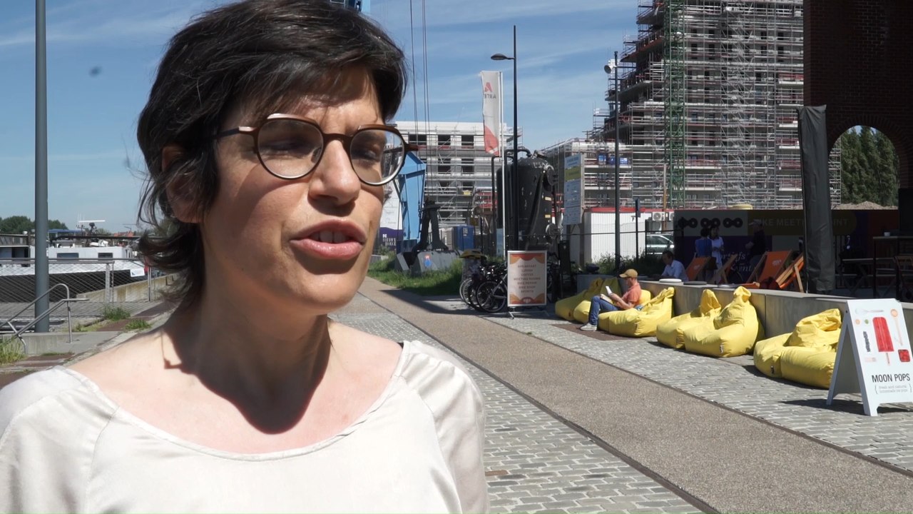 Un quartier résidentiel de Gand ouvre une "centrale électrique virtuelle" pour économiser de l'électricité (Tinne Van der Straeten, ministre de l'Energie)