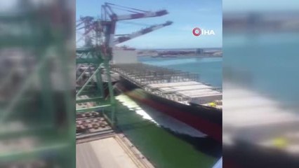 Tayvan'ın Kaohsiung Limanı'nda yük gemisi kazası: 1 yaralı
