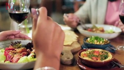 Safest Places To Sit in a Restaurant Whether You’re Vaccinated or Not