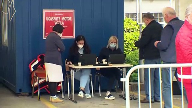 В Европе начинается вакцинация подростков