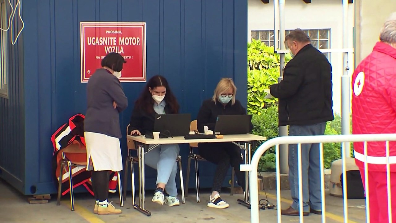 Európában már gyerekeket oltanak, a fejlődő világban az időseknek sincs elég vakcina