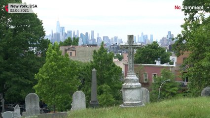 Music in the catacombs: the New York Philarmonic performs in cemetery