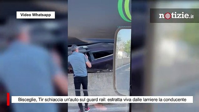 Bisceglie, Tir schiaccia un'auto sul guard rail: estratta viva dalle lamiere la conducente