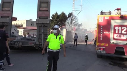 Son dakika haberleri | Askeri tır çırçır fabrikasının duvarına çarptı: 2 şehit