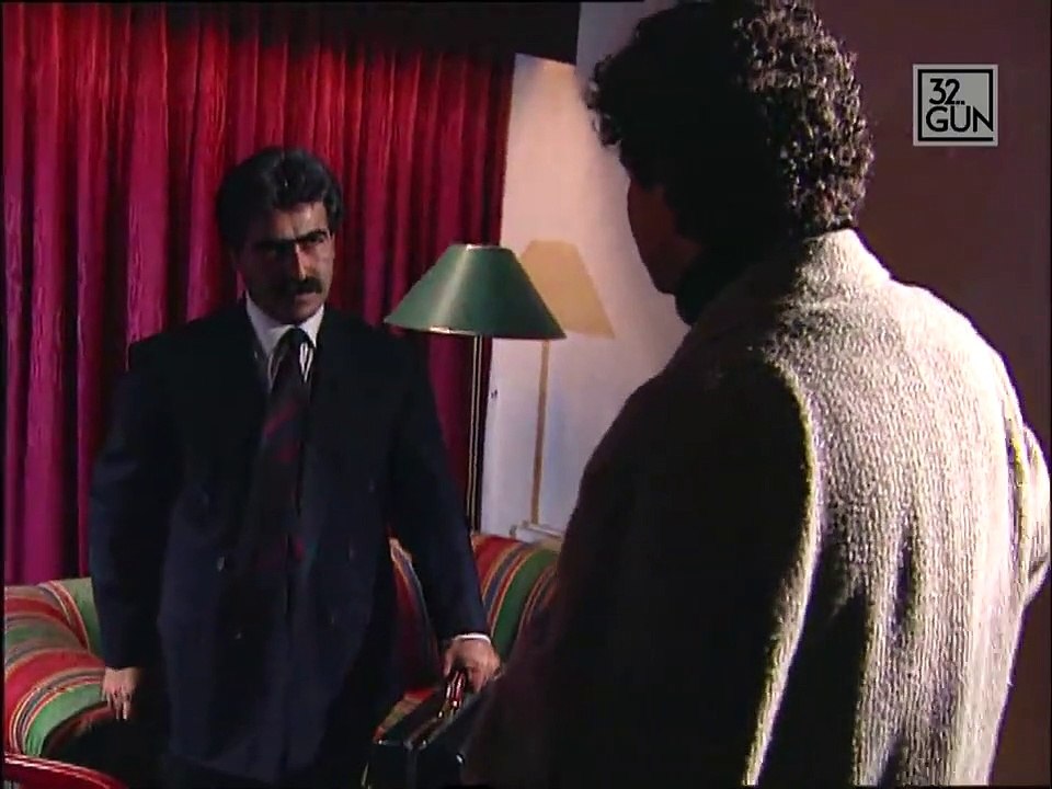 32. Gün Programı arşivinden Hüseyin Baybaşin röportajı