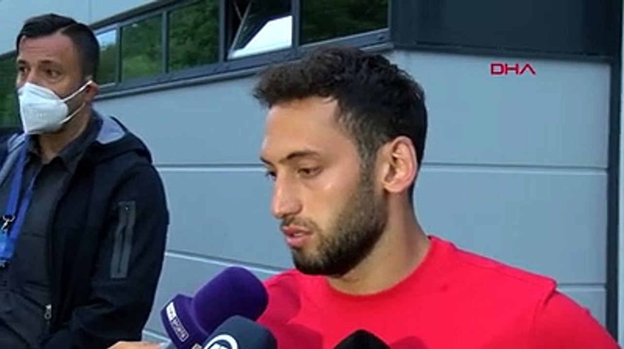 Hakan Çalhanoğlu: ‘İtalya’ya karşı korkarak top oynamayacağız’