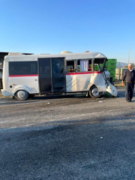Son dakika... İzmir'de feci kazada can pazarı: 6 yaralı