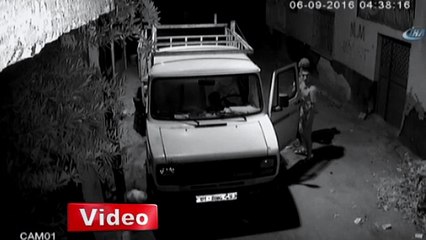 Kamyoneti dans ederek çaldı!