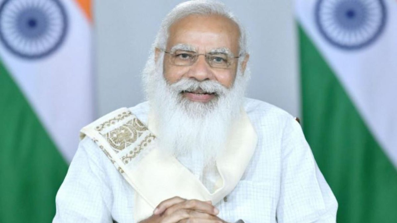 PM lauds scientists for Made In India jabs, addresses CSIR