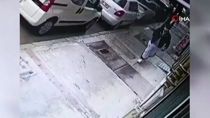 Bebek arabasını saniyeler içinde böyle çaldı