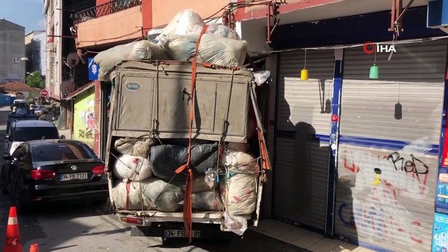 Freni boşalan kamyonet depoya girdi