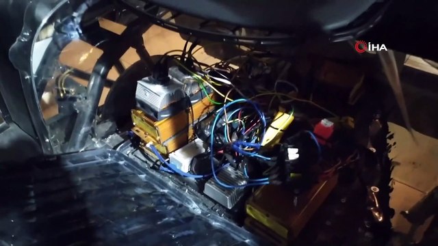 Sivas’ta üretilen bu elektrikli otomobil kendi kendini şarj ediyor