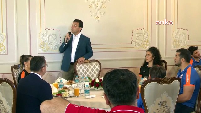 Ekrem İmamoğlu olimpiyat sporcularıyla bir araya geldi