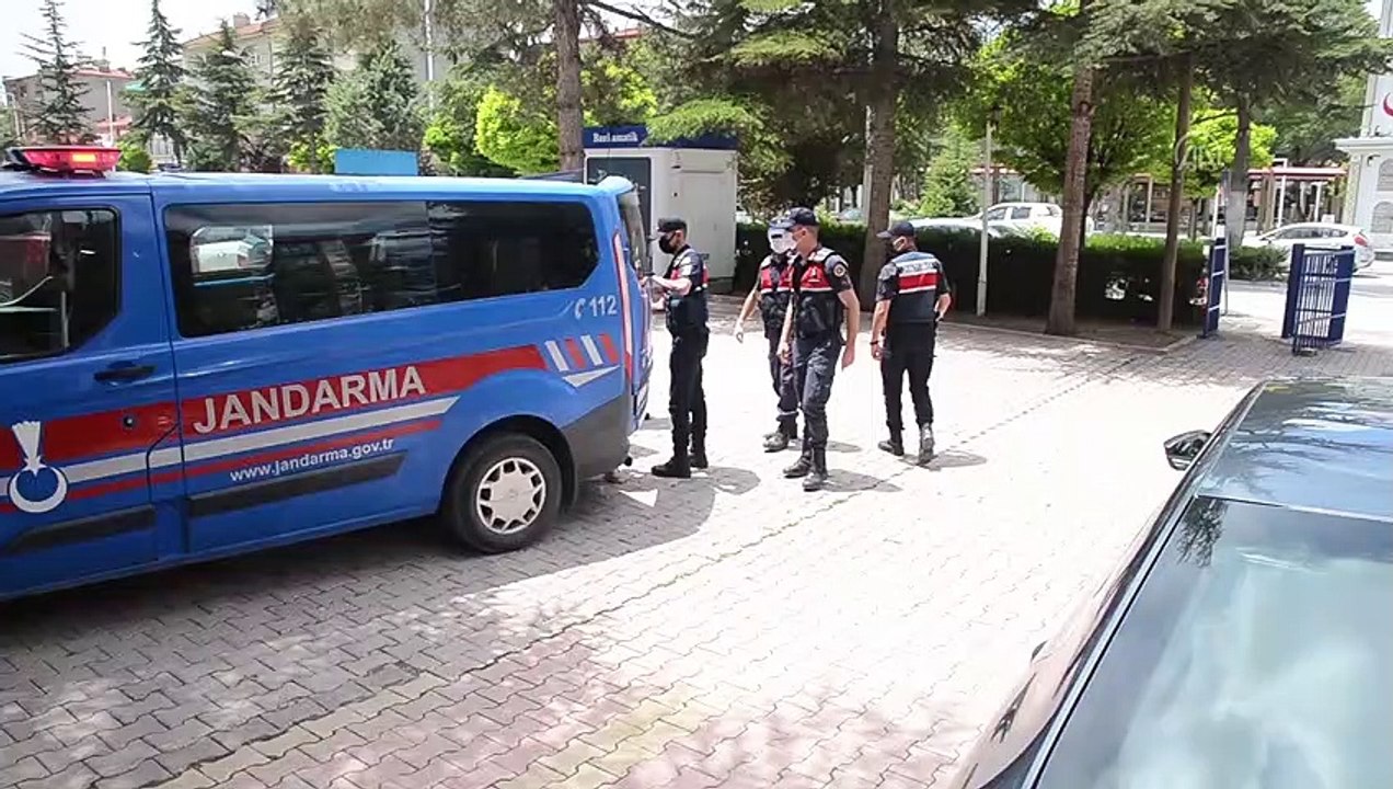 KONYA - Şiddet gördüğü gerekçesiyle eşini av tüfeğiyle öldürdü