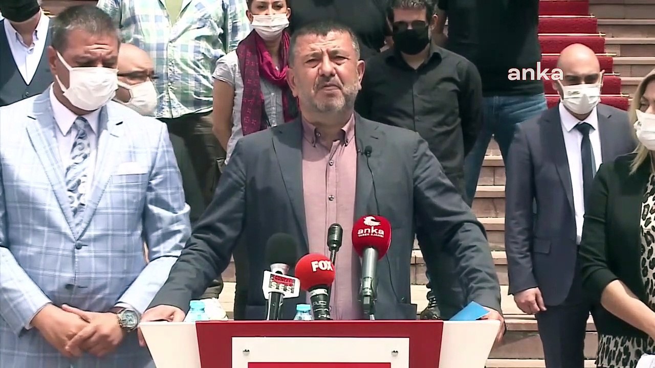 Veli Ağbaba: "İktidar, sahne, sanat ve eğlence sektörüne savaş açmıştır"