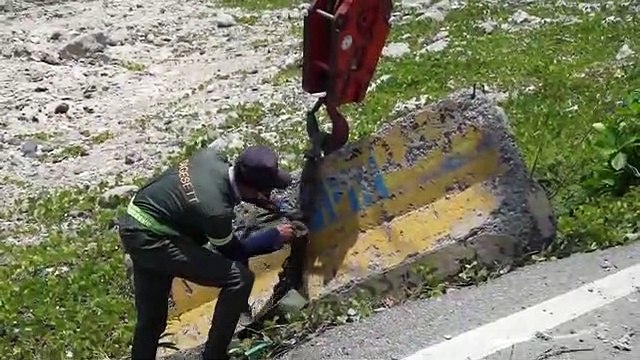 Autoridades colocan muros en el Malecón para evitar accidentes de tránsito