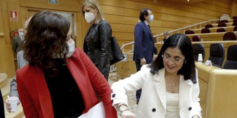 Sanidad quiere imponer medidas que Madrid se niega a acatar para no perjudicar a comercios y hostelería