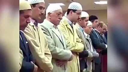 Gülen'in şok eden namaz videosu