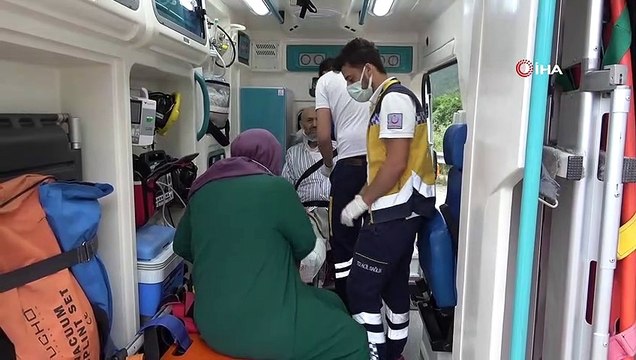 Samsun'da otomobil bariyere çarptı: 2 yaralı