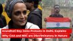 Arundhati Roy Joins Protests in Delhi, Explains Why NRC and CAA are Discriminatory in Nature