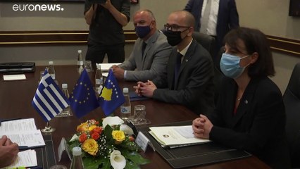 Επαφές του υπ. Εξωρικών, Νίκου Δένδια, στην Πρίστινα