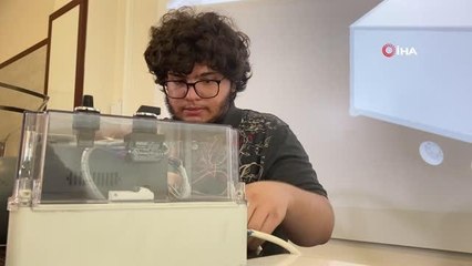 Lise öğrencileri Türkiye'nin adını dünyaya duyurdu