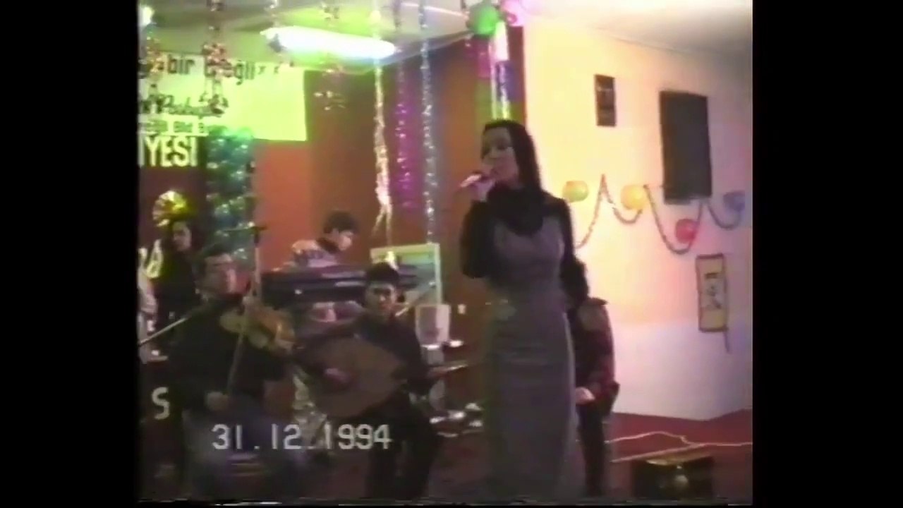 Nilgül - dönülmez akşamın ufkundayız (CANLI - 1994)