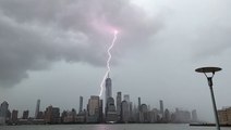 Lightning repeatedly strikes Freedom Tower in New York