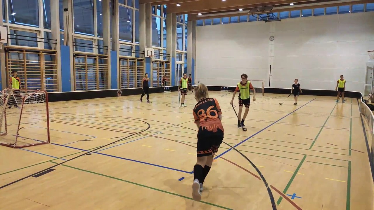 2 vs. 2 mit Passstationen (Spielformen)