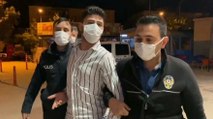 Polisin durdurduğu Suriyeli'nin üzerinden 'polis rozeti' ve 'ruhsatsız tabanca' çıktı