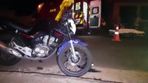 Motociclista sofre contusão após colisão contra Corsa no Jardim Veneza; condutor do automóvel fugiu do local
