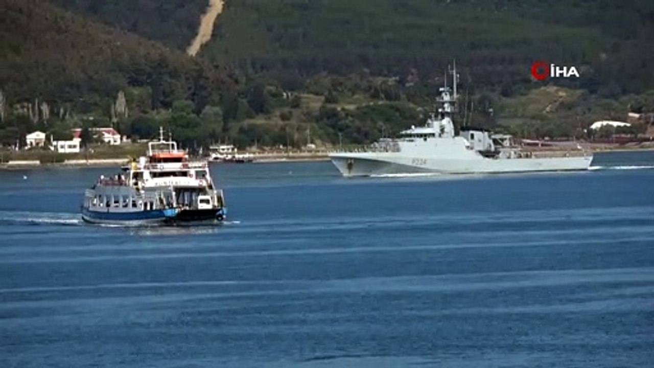 İngiliz savaş gemisi ’HMS Trent’ Çanakkale Boğazı’ndan geçti