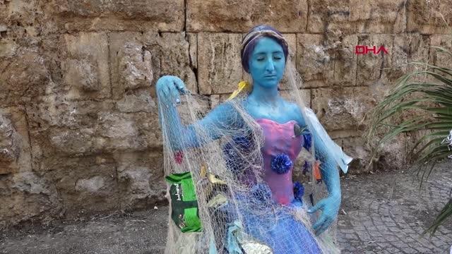 CANLI HEYKELLERLE ÇEVREYE DUYARLILIK ÇAĞRISI