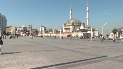 Kısıtlamasız ilk cumartesi günü kentte yoğunluk yaşanıyor