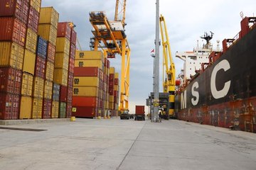 Medlog Gemicilik Türkiye'nin en büyük konteyner gemisi MED AYDIN'ı filosuna kattı