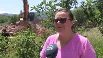 KONJEVİC POLJE - Boşnak nine Orloviç'in bahçesindeki kilisenin yıkılması Boşnak siyasetçilerce memnuniyetle karşılandı