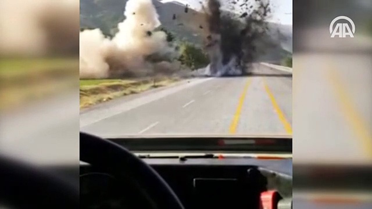 Tatvan’da karayoluna döşenen patlayıcı imha edildi!