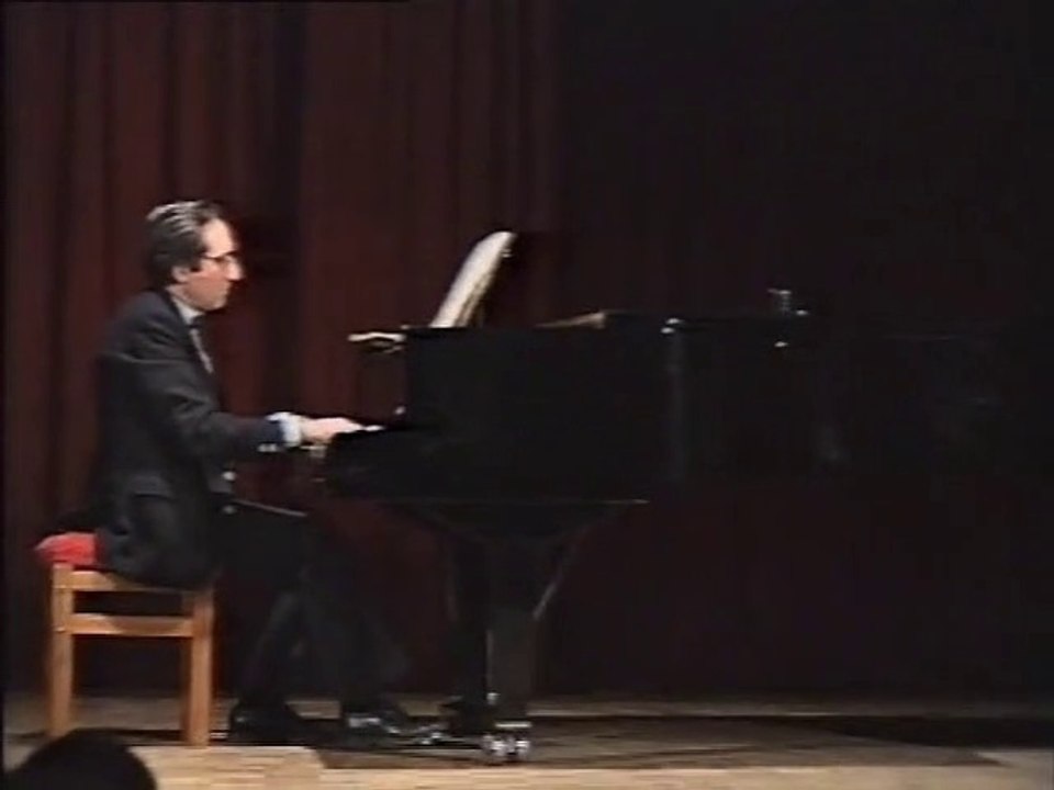 09 С. Рахманинов. Музыкальный момент Des-dur op 16.5 - Исп. Г. Гачечиладзе