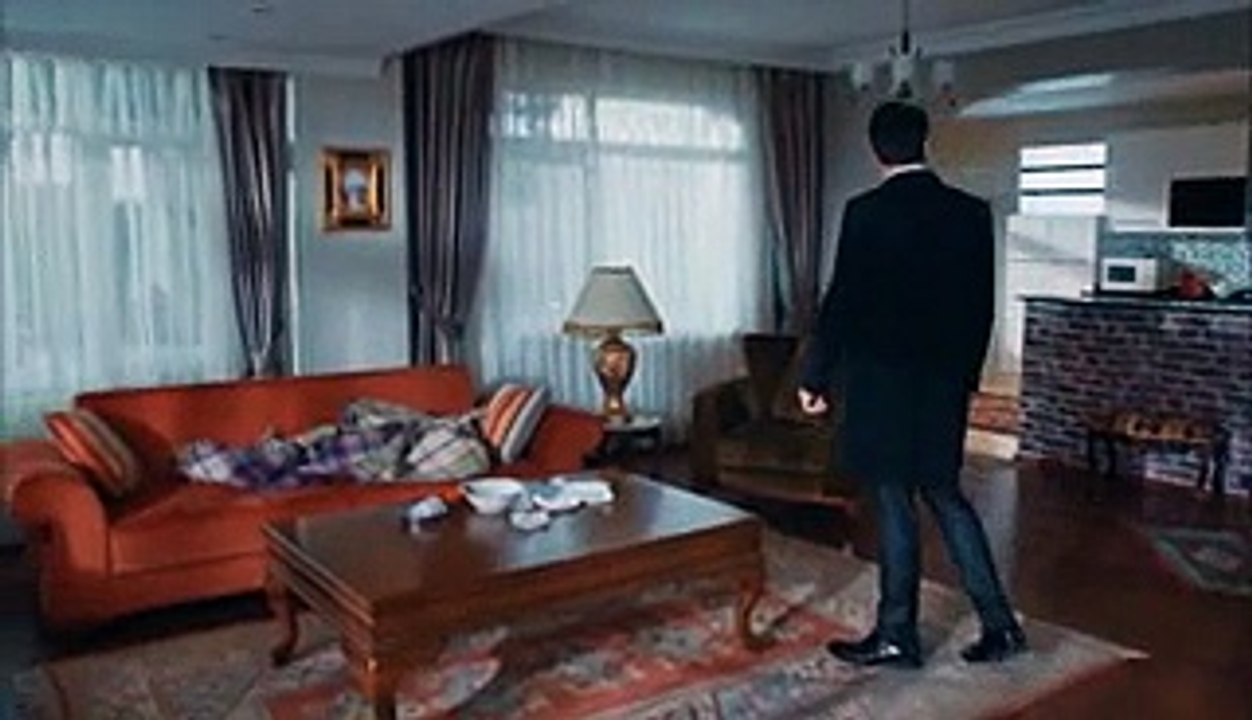 مسلسل وادي الذئاب الجزء العاشر مترجم الحلقة 286 (44+45)
