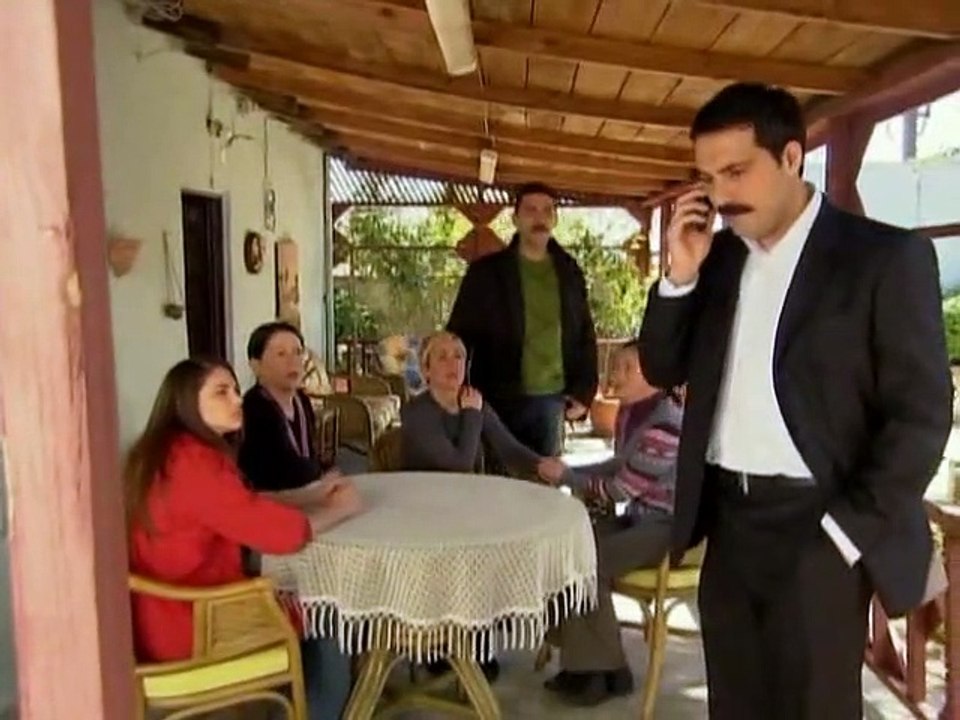 مسلسل سنوات الضياع - الحلقة 137