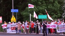 Protesta al confine tra Polonia e Bielorussia: gli esiliati bielorussi chiedono la riapertura