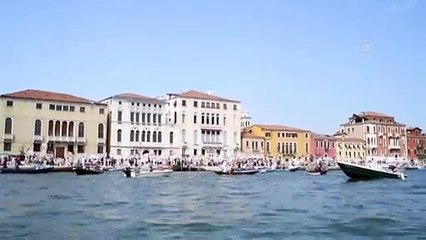 VENEDİK - Kruvaziyer gemilerinin Venedik'e geri dönüşü protestolarla karşılandı