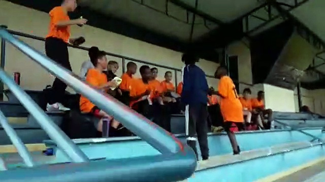 U13 a 11 3-2 contre es seizième