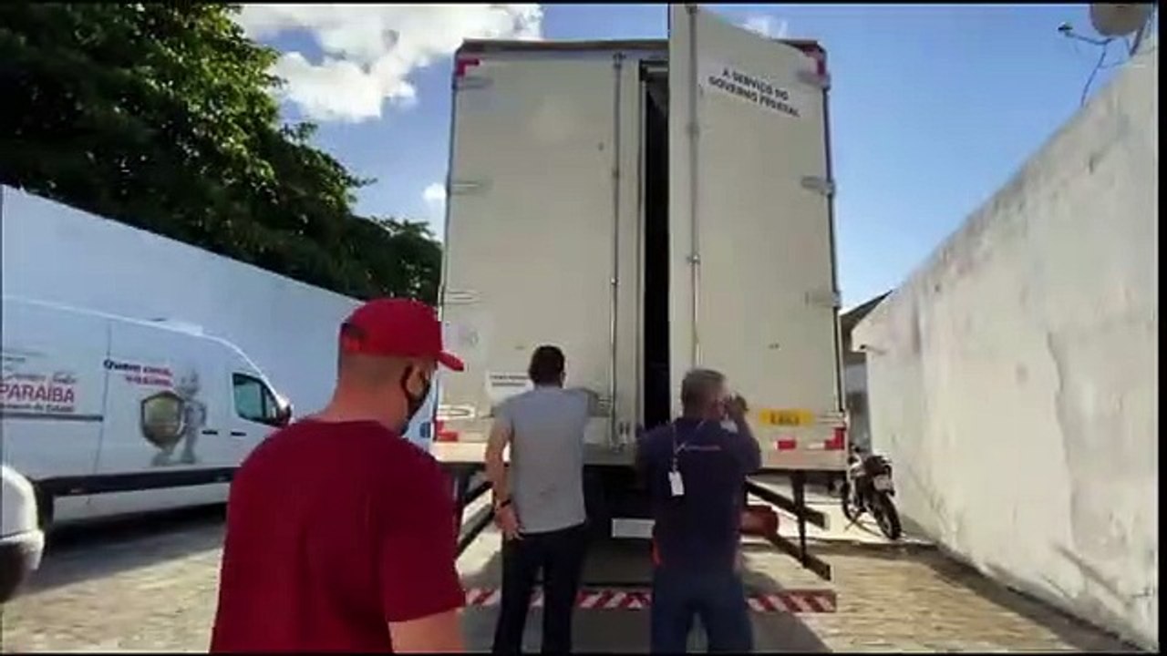 Paraíba recebe mais de 10,5 mil vacinas da Pfizer para aplicar em quatro grupos