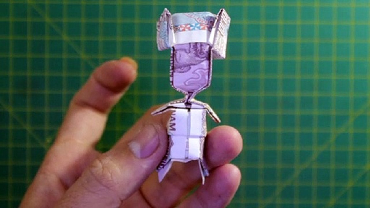 Demo Money origami groom  Design by Jo Nakashima
