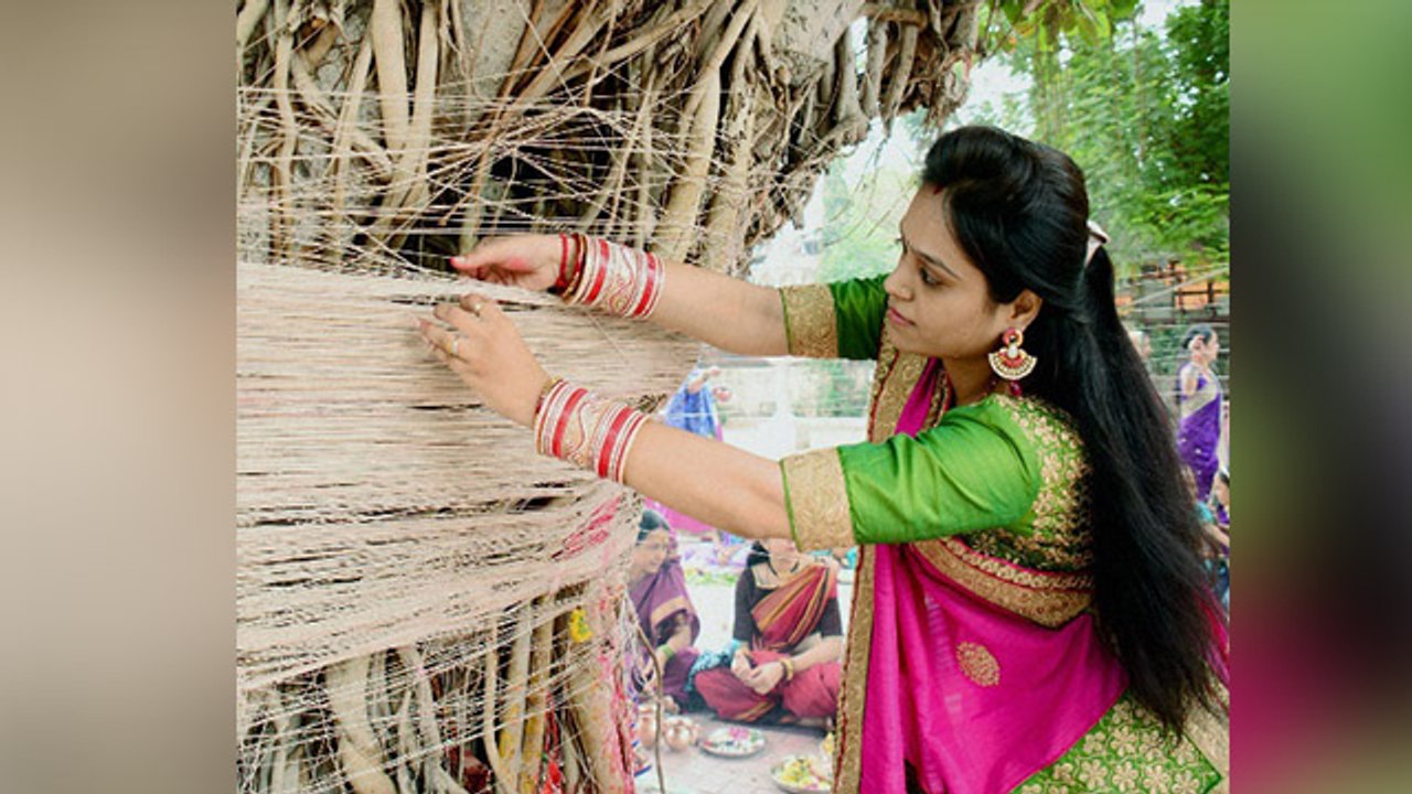 Vat Savitri Vrat 2021: वट सावित्री व्रत शुभ मुहूर्त | Vat Savitri Shubh Muhurat | Boldsky