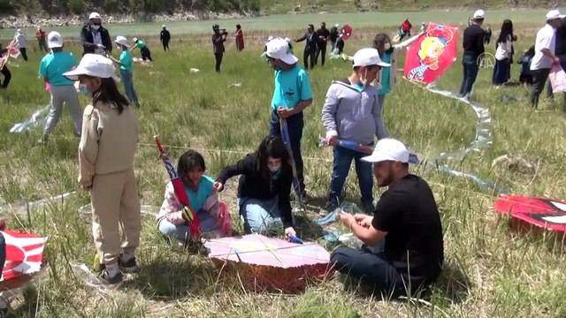 BİTLİS - Nemrut Dağı'nda uçurtma şenliği düzenlendi