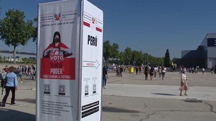 Miles de peruanos votan en Ifema para elegir al próximo presidente de Perú