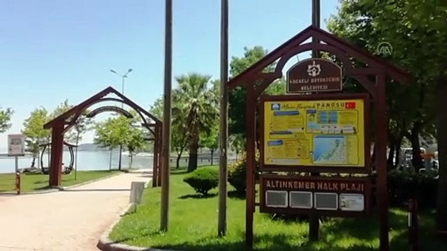 KOCAELİ - Kıyılarda müsilaj görülmeye devam ediyor