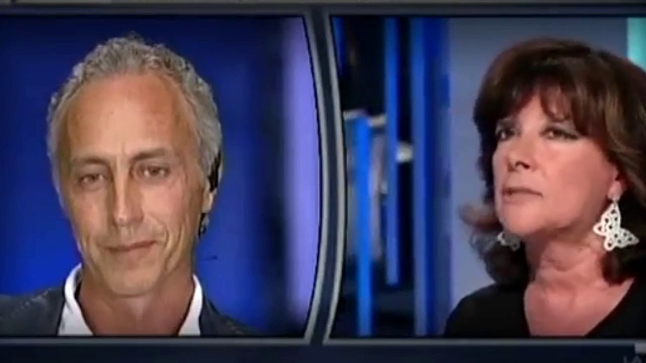 Promemoria. Marco Travaglio contro Casellati su legge severino "Non posso sentire le puttanate di questa signora!"